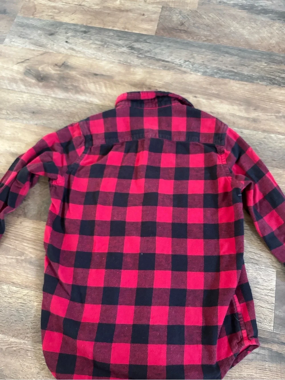 GAP Red and Black Buffalo Plaid Button-Down Shirt